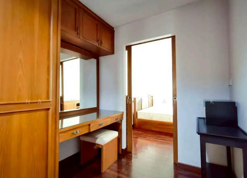 Baan Chan Condominium, Bangkok, Soi Thonglor 20, Thonglor Road, Khlong Tan Nua, Watthana, Bangkok, 3 Bedrooms, 145 sqm, Condo For Rent, by Natlyn Kongsapook, 500204720 - DDproperty.com