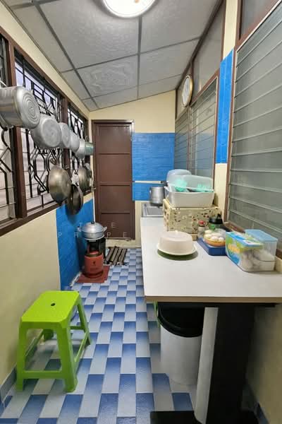 หมู่บ้านสินสมบูรณ์ กระทุ่มแบน, Samut Sakhon, Om Noi, Krathum Baen, Samut Sakhon, 2 Bedrooms, 65 sqm, Townhouse For Sale, by The Best Property กระแต, 500204754 - DDproperty.com