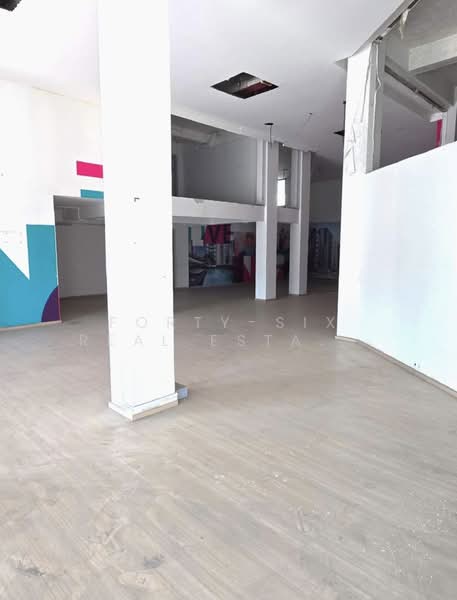 ให้เช่า ตึกพาณิชย์ 4 คูหา 5 ชั้น ทำเลติดสำนักงานเขตบางกอกใหญ่, กรุงเทพ, ตลาดพลู, ธนบุรี, กรุงเทพ, 550 ตร.ม., ตึกแถว-อาคารพาณิชย์ ให้เช่า, โดย Forty-Six Real Estate Group, 500204764 - DDproperty.com