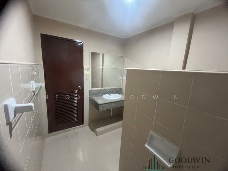 Suwattana Garden Home, Chon Buri (Pattaya), Soi nernplubwan, Nong Pru, Bang Lamung (Pattaya), Chon Buri (Pattaya), 2 Bedrooms, 120 sqm, Townhouse For Sale, by Megan Goodwin, 500204781 - DDproperty.com