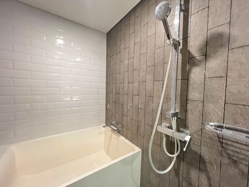 Landmark @MRTA Station, Bangkok, 397 Rama 9 Road, Bang Kapi, Huai Khwang, Bangkok, 3 Bedrooms, 90 sqm, Condo For Rent, by Rynnrima Khankaew, 500204784 - DDproperty.com