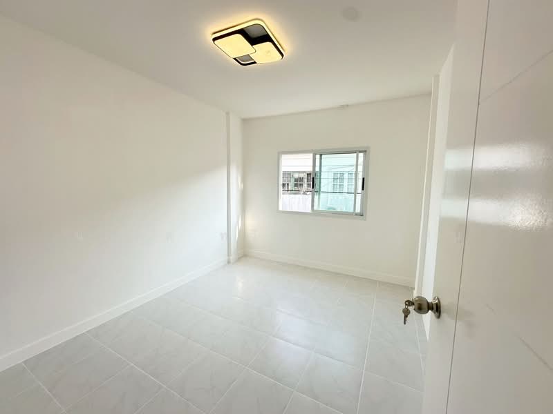 Wararak Village, Klong Two 27, Bangkok, เลียบคลองสอง27, Sam Wa Tawan Tok, Khlong Sam Wa, Bangkok, 4 Bedrooms, 130 sqm, Townhouse For Sale, by นภดล ทวีธรรมนุสิน, 500204792 - DDproperty.com