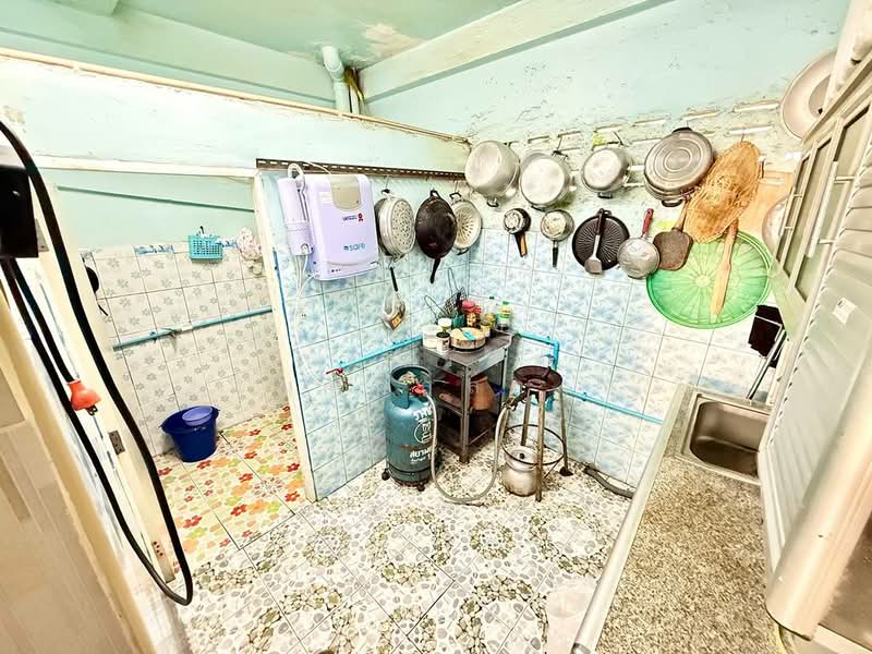 ขาย ทาวน์เฮ้าส์ 2 ชั้น เพชรเกษม48/1 ภาษีเจริญ, Bangkok, Bang Wa, Phasi Charoen, Bangkok, 3 Bedrooms, 80 sqm, Townhouse For Sale, by กรณวัสส์ กัณฑวัสส์วงส์, 500204799 - DDproperty.com