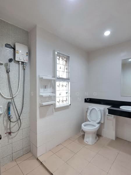 Thippimarn Baan Rim Nam, Nonthaburi, Lieb Khlong Bang Phai Road, Bang Rak Pattana, Bang Bua Thong, Nonthaburi, 3 Bedrooms, 136 sqm, Townhouse For Sale, by Sirithong Saetang, 500204800 - DDproperty.com