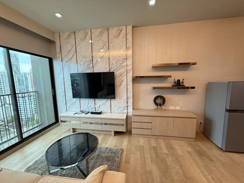 Noble Refine, Bangkok, Soi Sukhumvit 26, Sukhumvit Road, Khong Tan, Khlong Toei, Bangkok, 1 Bedroom, 52 sqm, Condo For Rent, by Chadaprapai S., 500204815 - DDproperty.com