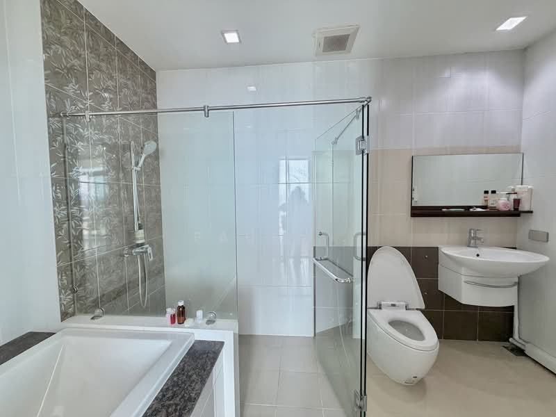 Casalunar Paradiso, Chon Buri (Pattaya), Sukhumvit Road, Saen Suk, Muang Chon Buri, Chon Buri (Pattaya), 2 Bedrooms, 97 sqm, Condo For Sale, by Paula ., 500204817 - DDproperty.com