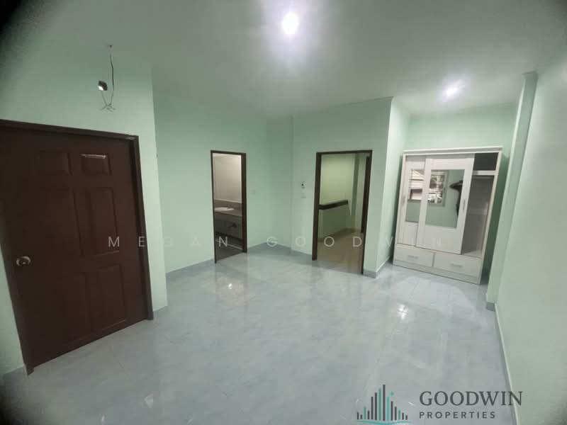 Suwattana Garden Home, Chon Buri (Pattaya), Soi Nernplubwan, Nong Pru, Bang Lamung (Pattaya), Chon Buri (Pattaya), 2 Bedrooms, 120 sqm, Townhouse For Rent, by Megan Goodwin, 500204820 - DDproperty.com
