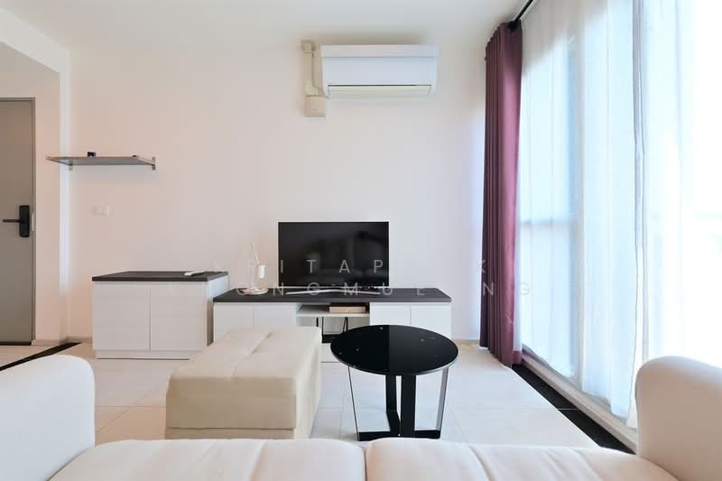 Life Ratchadapisek, Bangkok, 279 Ratchadapisaek Road, Huai Khwang, Huai Khwang, Bangkok, 2 Bedrooms, 56 sqm, Condo For Sale, by Kritaphak Khongmueang, 500204835 - DDproperty.com