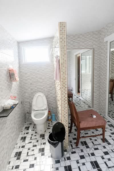 ขายบ้านพร้อมที่ดิน พระยาสุเรนทร์ 25 คลองสามวา ใกล้แฟชั่นไอแลนด์ ราคาดี 4.9 ล้าน, Bangkok, Bang Chun, Khlong Sam Wa, Bangkok, 3 Bedrooms, 320 sqm, Single Detached House For Sale, by Jutanon Komoottanaruk, 500204845 - DDproperty.com