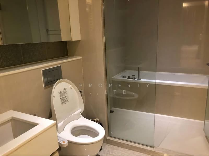 H Sukhumvit 43, Bangkok, 28 Sukhumvit 34 Road, Khlong Tan Nua, Watthana, Bangkok, 1 Bedroom, 43 sqm, Condo For Rent, by RE PROPERTY CO.,LTD., 500204860 - DDproperty.com