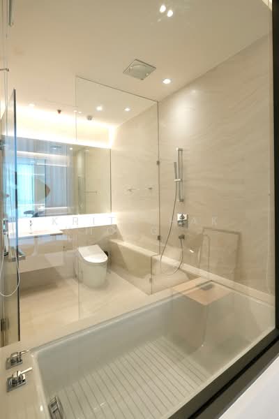 The Strand Thonglor, Bangkok, 36 Soi Sukhumvit 55, Khlong Tan Nua, Watthana, Bangkok, 2 Bedrooms, 91 sqm, Condo For Rent, by Kritaphak Khongmueang, 500204867 - DDproperty.com