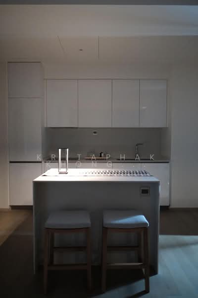 The Strand Thonglor, Bangkok, 36 Soi Sukhumvit 55, Khlong Tan Nua, Watthana, Bangkok, 2 Bedrooms, 91 sqm, Condo For Rent, by Kritaphak Khongmueang, 500204867 - DDproperty.com