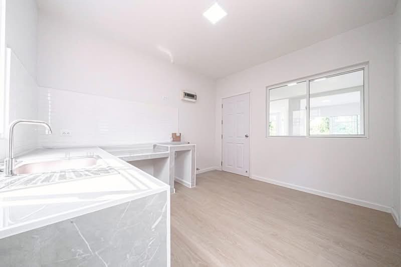 Passorn Prestige Onnut : ภัสสร เพรสทีจ อ่อนนุช, กรุงเทพ, ถนน เฉลิมพระเกียรติ ร. 9, ประเวศ, ประเวศ, กรุงเทพ, 194 ตร.ม., บ้านเดี่ยว ขาย, โดย คุณ ศศิวิภา พูลทา, 500204905 - DDproperty.com