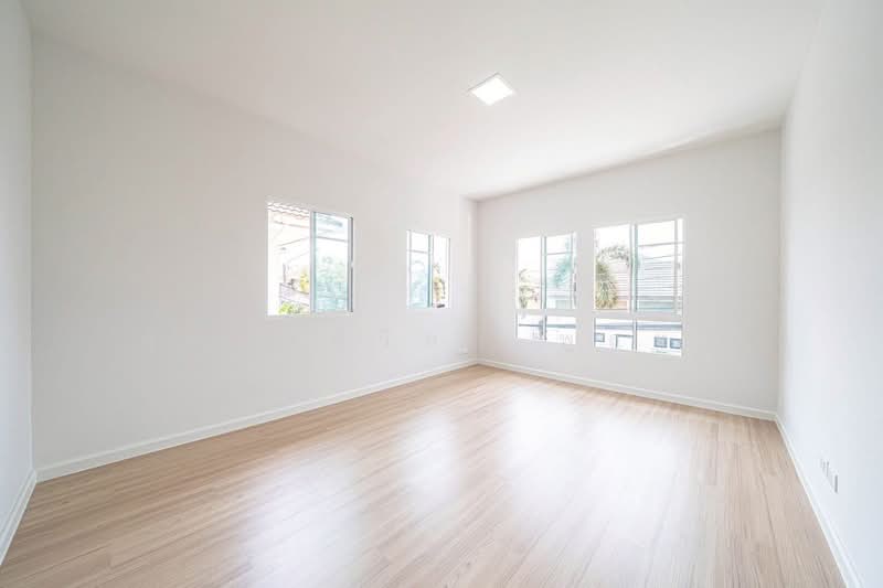 Passorn Prestige Onnut, Bangkok, Chaloem Phrakiat Rama 9 Road, Prawet, Prawet, Bangkok, 3 Bedrooms, 194 sqm, Single Detached House For Sale, by คุณ ศศิวิภา พูลทา, 500204905 - DDproperty.com