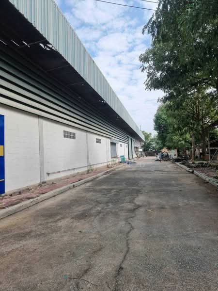พร้อมใบรง.4, Phra Nakhon Si Ayutthaya, Lakchai, Lat Bua Luang, Phra Nakhon Si Ayutthaya, , 6,500 sqm, Warehouse/Factory For Sale, by ERA Holding (Thailand) Co., Ltd., 500204911 - DDproperty.com