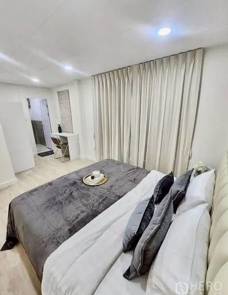 Detached House for rent in Huai Khwang Near MRT Sutthisarn Bangkok HRE00450, Bangkok, Huai Khwang, Huai Khwang, Bangkok, 4 Bedrooms, 250 sqm, Single Detached House For Rent, by Hero Realtor Co., Ltd., 500204948 - DDproperty.com