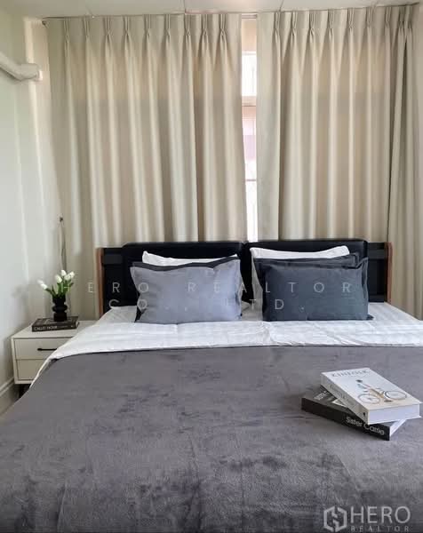 Detached House for rent in Huai Khwang Near MRT Sutthisarn Bangkok HRE00450, Bangkok, Huai Khwang, Huai Khwang, Bangkok, 4 Bedrooms, 250 sqm, Single Detached House For Rent, by Hero Realtor Co., Ltd., 500204948 - DDproperty.com