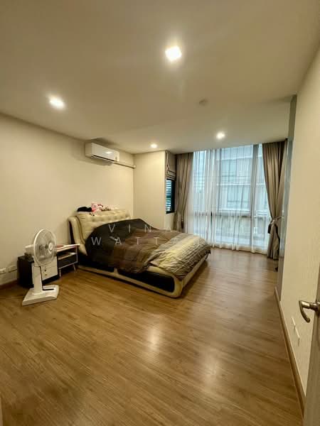 Patio Ramkhamhaeng-Wongwaen : พาทิโอ รามคำแหง-วงแหวน, กรุงเทพ, ซอยเคหะร่มเกล้า 64, คลองสองต้นนุ่น, ลาดกระบัง, กรุงเทพ, 143 ตร.ม., ทาวน์เฮ้าส์ ขาย, โดย Vinai  Wattana, 500204952 - DDproperty.com