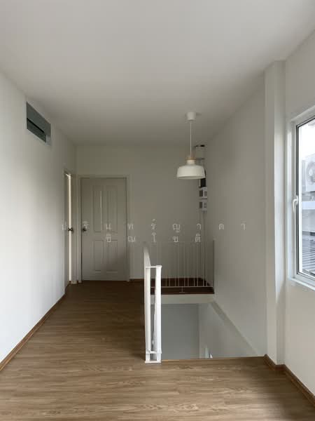 Single house Huai Khwang, Bangkok, Samsen Nok, Huai Khwang, Bangkok, 4 Bedrooms, 300 sqm, Single Detached House For Rent, by ปรินทร์ญาดา ชิณโชติ, 500204953 - DDproperty.com