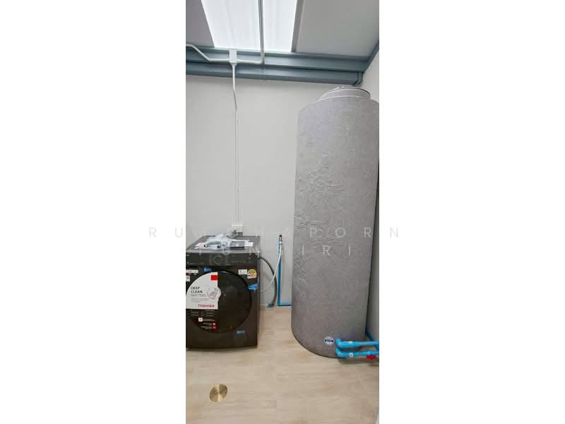 ทาวน์เฮ้าส์ในโครงการ ให้เช่า – ใกล้มีโชคพลาซ่า เพียง 5 นาที ค่าเช่า 22,000 บาท / เดือน No.5H641, Chiang Mai, San Phi Sua, Muang Chiang Mai, Chiang Mai, 3 Bedrooms, 110 sqm, Townhouse For Rent, by Rutchaporn Tunsiri, 500204959 - DDproperty.com