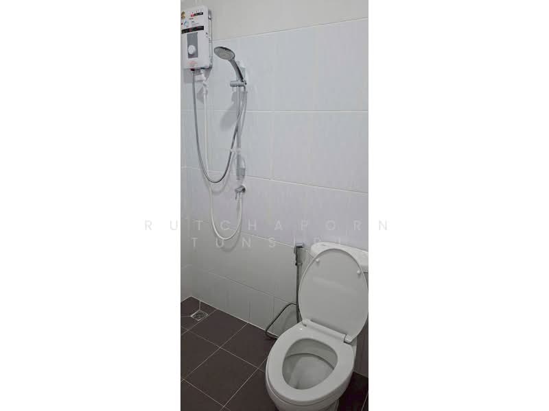 ทาวน์เฮ้าส์ในโครงการ ให้เช่า – ใกล้มีโชคพลาซ่า เพียง 5 นาที ค่าเช่า 22,000 บาท / เดือน No.5H641, Chiang Mai, San Phi Sua, Muang Chiang Mai, Chiang Mai, 3 Bedrooms, 110 sqm, Townhouse For Rent, by Rutchaporn Tunsiri, 500204959 - DDproperty.com