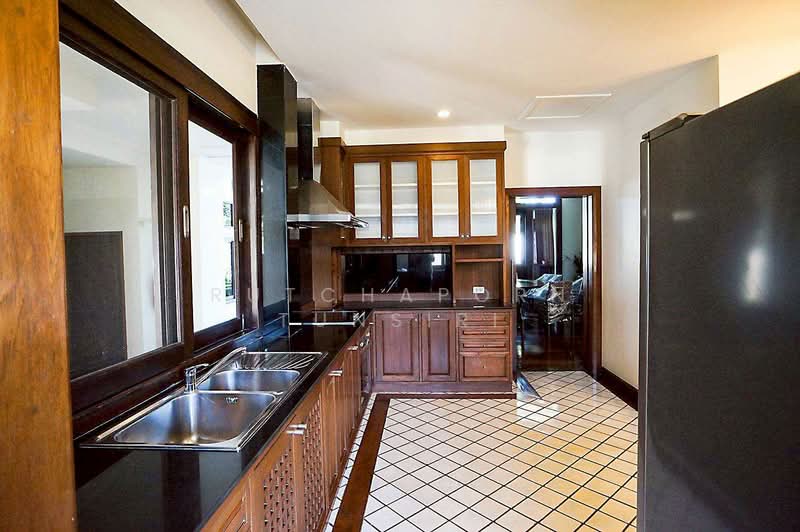 บ้านสวยในโครงการ ให้เช่า – ใกล้มีโชคพลาซ่า เพียง 5 นาที ค่าเช่า 150,000 บาท / เดือน No.5H642, Chiang Mai, Nong Chom, San Sai, Chiang Mai, 6 Bedrooms, 500 sqm, Single Detached House For Rent, by Rutchaporn Tunsiri, 500204977 - DDproperty.com