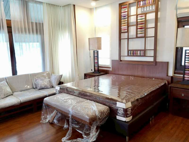 บ้านสวยในโครงการ ให้เช่า – ใกล้มีโชคพลาซ่า เพียง 5 นาที ค่าเช่า 150,000 บาท / เดือน No.5H642, Chiang Mai, Nong Chom, San Sai, Chiang Mai, 6 Bedrooms, 500 sqm, Single Detached House For Rent, by Rutchaporn Tunsiri, 500204977 - DDproperty.com