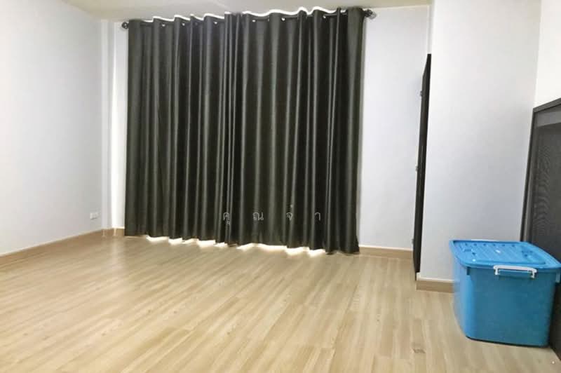 THE TRIPLE Sukhumvit 113, Samut Prakan, 1188 Sukhumvit 113, Samrong Nua, Muang Samut Prakarn, Samut Prakan, 3 Bedrooms, 150 sqm, Townhouse For Sale, by คุณจ๋า, 500204990 - DDproperty.com