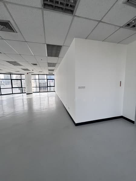 Rent office Space Near MRT Sukhumvit & BTS Asok, Bangkok, Khlongtoei Nua, Watthana, Bangkok, , 121 sqm, Office Space For Rent, by Suchart Gambhir, 500205001 - DDproperty.com