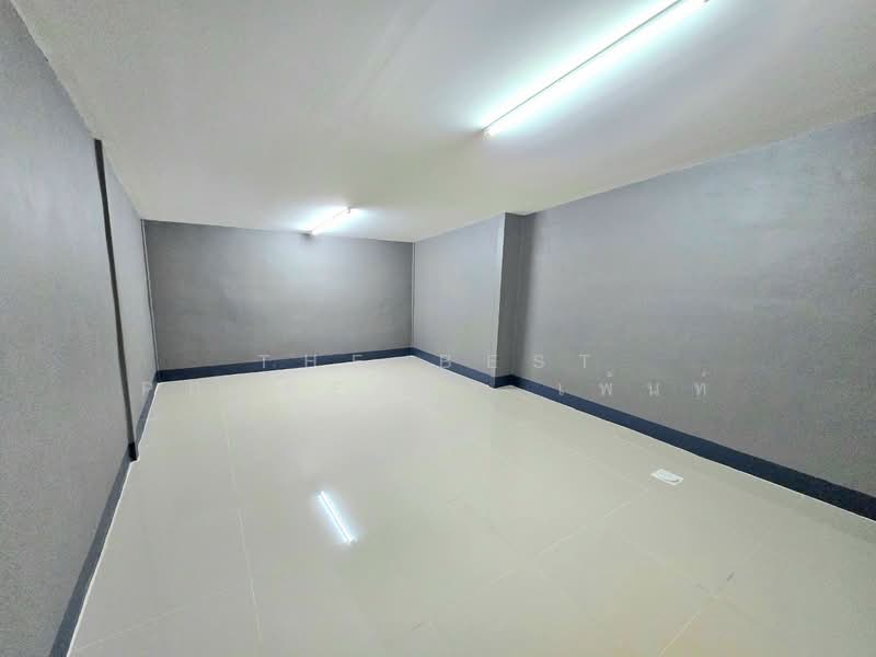 ทาวน์เฮ้าส์สามควายเผือก นครปฐม, Nakhon Pathom, Sam Khwai Phuak, Muang Nakhon Pathom, Nakhon Pathom, 2 Bedrooms, 100 sqm, Townhouse For Sale, by The Best Property เพ้นท์, 500205002 - DDproperty.com