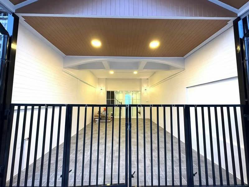 ศรีราชา พาร์ค เก้ากิโล, Chon Buri (Pattaya), เก้ากิโล, Surasak, Si Racha, Chon Buri (Pattaya), 2 Bedrooms, 80 sqm, Townhouse For Sale, by A.T.A. Property, 500205010 - DDproperty.com