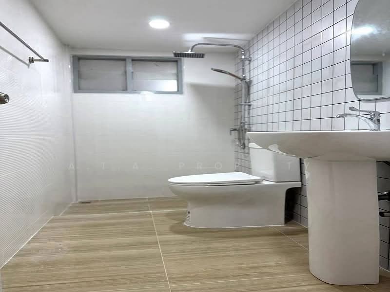 ศรีราชา พาร์ค เก้ากิโล, Chon Buri (Pattaya), เก้ากิโล, Surasak, Si Racha, Chon Buri (Pattaya), 2 Bedrooms, 80 sqm, Townhouse For Sale, by A.T.A. Property, 500205010 - DDproperty.com