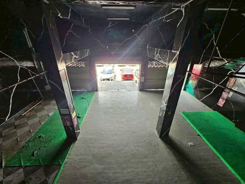 3-Unit Commercial Building for Rent on Srinakarin Road (SPSJP220), Bangkok, ศรีนครินทร์ 43, Nong Bon, Prawet, Bangkok, , 240 sqm, Shophouse For Rent, by Khun Jane, 500205013 - DDproperty.com