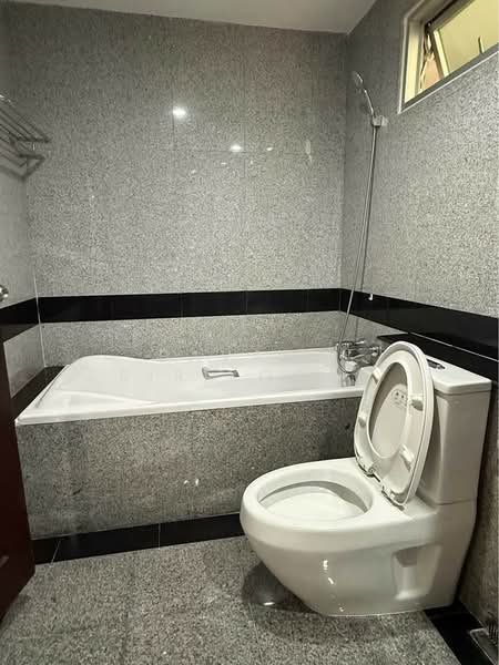 Grand Langsuan, Bangkok, Soi Lang Suan ,Ploenchit Road, Lumphini, Pathum Wan, Bangkok, 3 Bedrooms, 150 sqm, Condo For Rent, by Pavana Sirikogar, 500205017 - DDproperty.com