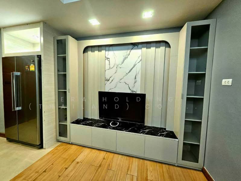 Baan Klang Krung Resort (Ratchada 7) : บ้านกลางกรุงรีสอร์ท รัชดา ซอย7, กรุงเทพ, 7 ซอย รัชดาภิเษก, ดินแดง, ดินแดง, กรุงเทพ, 47 ตร.ม., คอนโด ขาย, โดย ERA Holding (Thailand) Co., Ltd., 500205025 - DDproperty.com