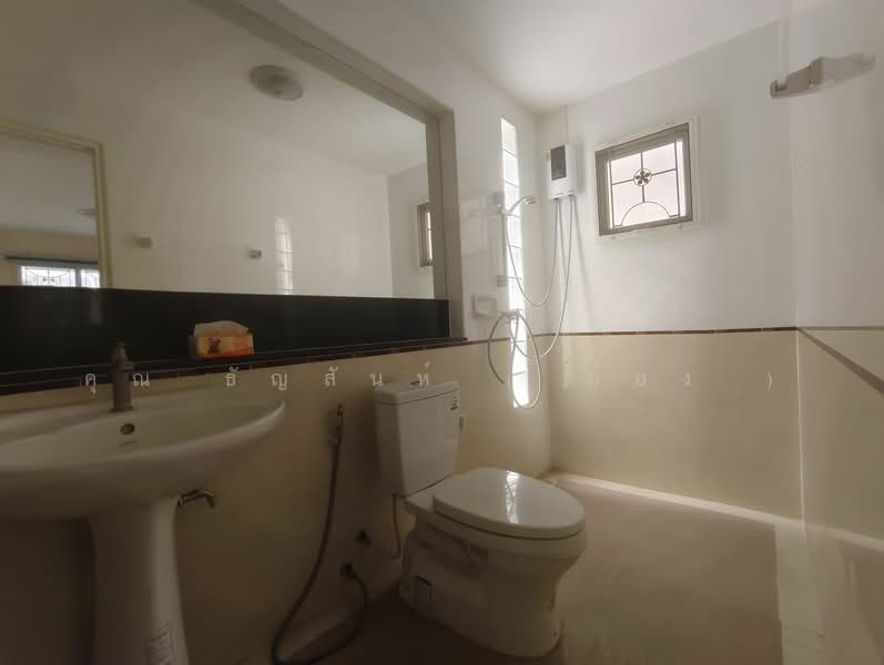 Chuanchuen Petchkasem 81, Bangkok, Petchkasem 81, Nong Kham, Nong Khaem, Bangkok, 3 Bedrooms, 220 sqm, Single Detached House For Sale, by คุณ ธัญสันห์ ( ก้อง ), 500205038 - DDproperty.com