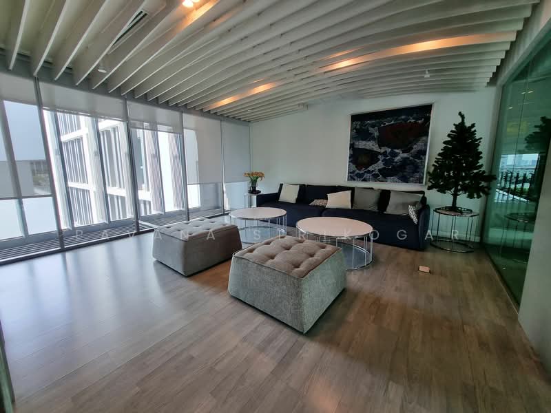 The Room BTS Wongwianyai, Bangkok, 44 KrungThonBuri Road, Khlong Ton Sai, Khlong San, Bangkok, 1 Bedroom, 47 sqm, Condo For Rent, by Pavana Sirikogar, 500205046 - DDproperty.com