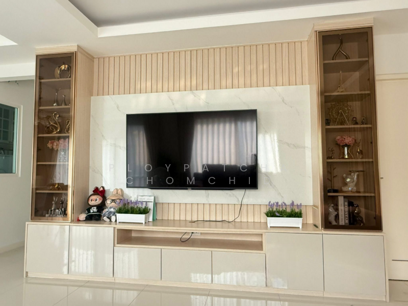 For Rent - Chaiyaphruek Ramindra Expressway-Chatuchot, Bangkok