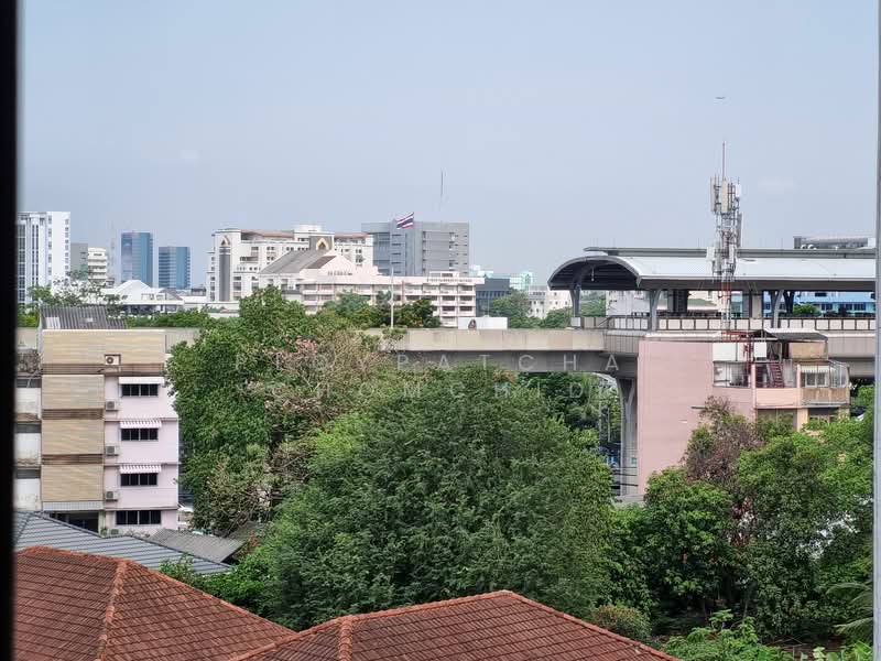 Miti Chiva Kaset Station, Bangkok, Prasert Manukit Road, Sena Nikhom, Chatuchak, Bangkok, 1 Bedroom, 25 sqm, Condo For Rent, by Ploypatcha Chomchid, 500205063 - DDproperty.com