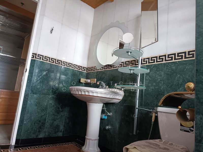 Riverside Villa Condominium 1 : ริเวอร์ไซด์ วิลล่า คอนโดมิเนียม 1, กรุงเทพ, ถนนพระราม3, บางโคล่, บางคอแหลม, กรุงเทพ, 200 ตร.ม., คอนโด ให้เช่า, โดย Ploypatcha Chomchid, 500205068 - DDproperty.com