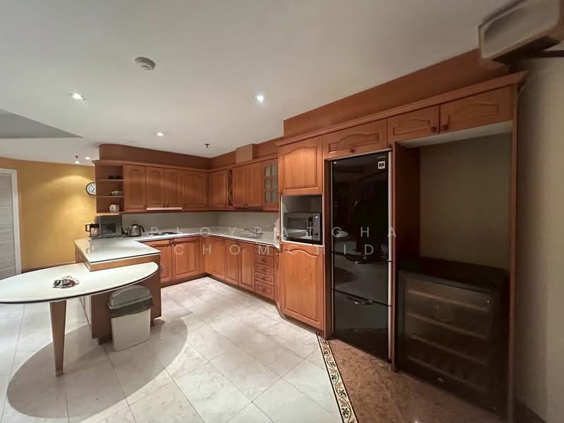 Riverside Villa Condominium 1, Bangkok, Rama 3 Road, Bang Klo, Bang Kho Laem, Bangkok, 2 Bedrooms, 200 sqm, Condo For Rent, by Ploypatcha Chomchid, 500205068 - DDproperty.com