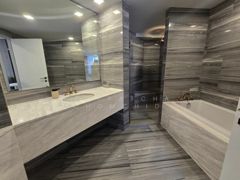 ASHTON Residence 41, Bangkok, Sukhumvit 41, Khlong Tan Nua, Watthana, Bangkok, 3 Bedrooms, 151 sqm, Condo For Rent, by Ploypatcha Chomchid, 500205078 - DDproperty.com