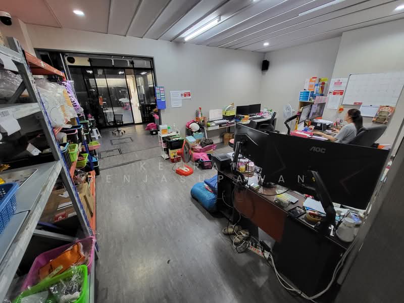 Jade Praise Sathorn-Rama 3 : เจด ไพรสซ์ สาทร-พระราม 3, กรุงเทพ, ถนนยานนาวา, ช่องนนทรี, ยานนาวา, กรุงเทพ, 800 ตร.ม., ทาวน์เฮ้าส์ ขาย, โดย Keerati Benjasupawan, 500205087 - DDproperty.com