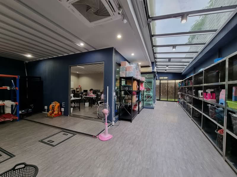 Jade Praise Sathorn-Rama 3 : เจด ไพรสซ์ สาทร-พระราม 3, กรุงเทพ, ถนนยานนาวา, ช่องนนทรี, ยานนาวา, กรุงเทพ, 800 ตร.ม., ทาวน์เฮ้าส์ ขาย, โดย Keerati Benjasupawan, 500205087 - DDproperty.com