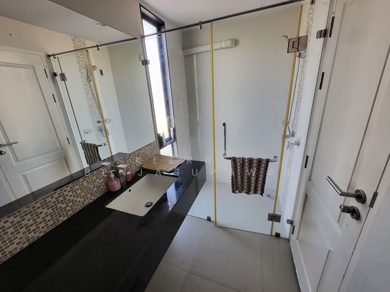 Jade Praise Sathorn-Rama 3, Bangkok, Yan Nawa Road, Chong Nonsi, Yan Nawa, Bangkok, 6 Bedrooms, 800 sqm, Townhouse For Sale, by Keerati Benjasupawan, 500205087 - DDproperty.com