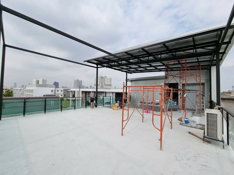 Jade Praise Sathorn-Rama 3 : เจด ไพรสซ์ สาทร-พระราม 3, กรุงเทพ, ถนนยานนาวา, ช่องนนทรี, ยานนาวา, กรุงเทพ, 800 ตร.ม., ทาวน์เฮ้าส์ ขาย, โดย Keerati Benjasupawan, 500205087 - DDproperty.com