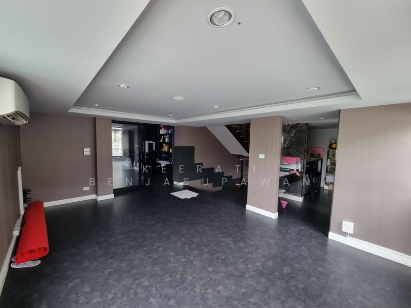 Jade Praise Sathorn-Rama 3, Bangkok, Yan Nawa Road, Chong Nonsi, Yan Nawa, Bangkok, 6 Bedrooms, 800 sqm, Townhouse For Sale, by Keerati Benjasupawan, 500205087 - DDproperty.com