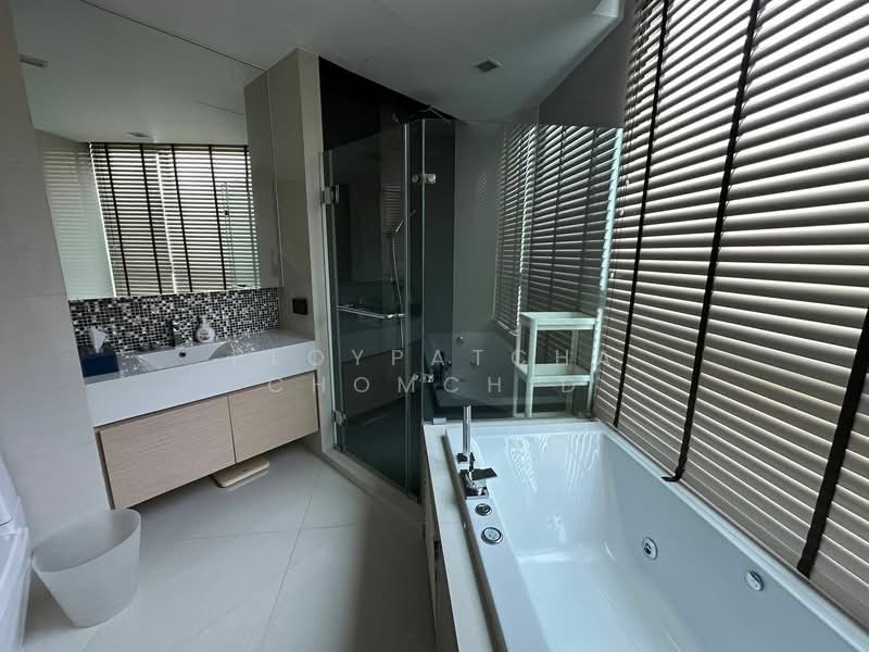 Rhythm Sukhumvit 44/1, Bangkok, Sukhumvit Road, Phra Kanong, Khlong Toei, Bangkok, 2 Bedrooms, 68 sqm, Condo For Rent, by Ploypatcha Chomchid, 500205097 - DDproperty.com