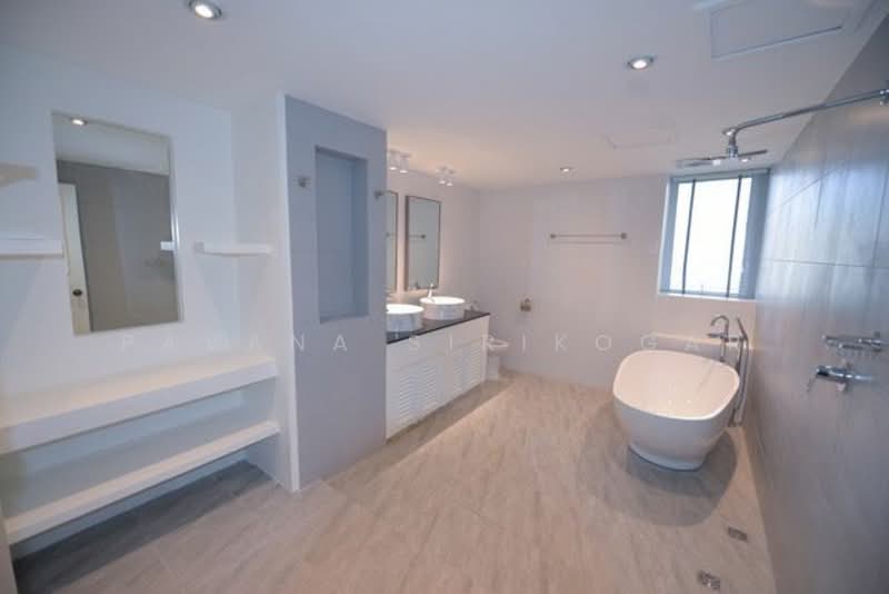 President Park Sukhumvit 24, Bangkok, 99 Sukhumvit 24 Alley, Khlongtoei Nua, Watthana, Bangkok, 3 Bedrooms, 260 sqm, Condo For Rent, by Pavana Sirikogar, 500205127 - DDproperty.com