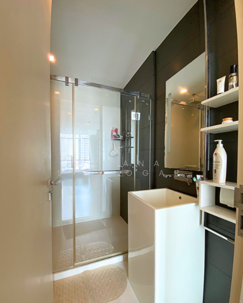 The Room BTS Wongwianyai, Bangkok, 44 KrungThonBuri Road, Khlong Ton Sai, Khlong San, Bangkok, 1 Bedroom, 50 sqm, Condo For Rent, by Pavana Sirikogar, 500205141 - DDproperty.com
